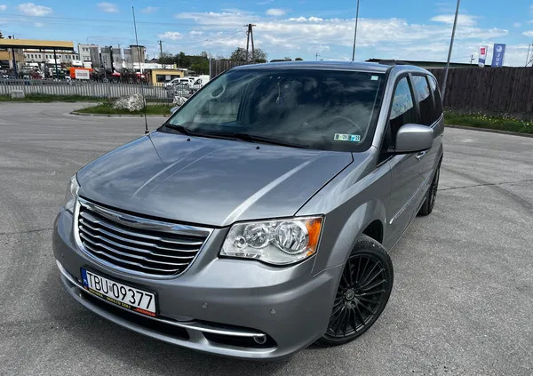 chrysler mysłowice Chrysler Town &amp; Country cena 61200 przebieg: 102748, rok produkcji 2016 z Mysłowice